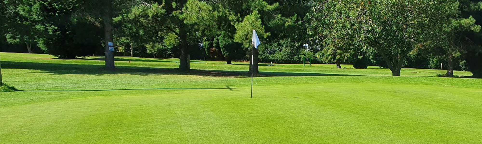 Ganstead Park Golf & Events - Image 9